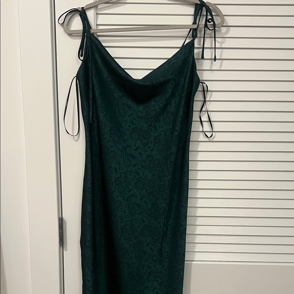 Forever 21 Dark Green Midi Dress